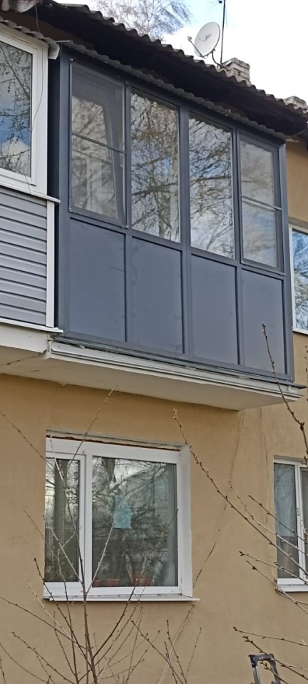 osteklenie balkona
